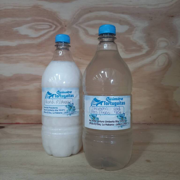 SHAMPOO ACONDICIONADOR PARA PERRO 1L.